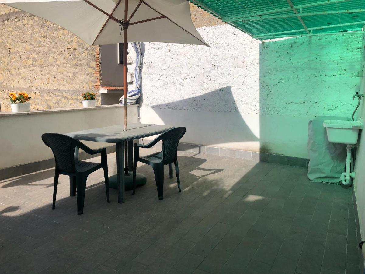 Rosy House Apartment กาเอตา ภายนอก รูปภาพ